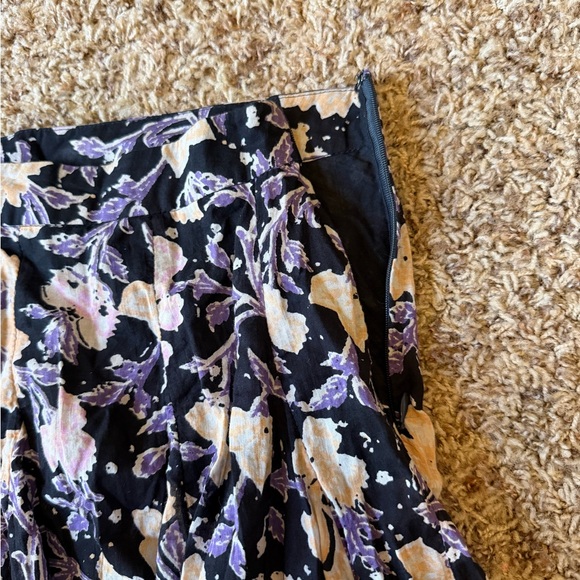 Free People Black Purple and Cream Floral Skater Skirt size 2 - Picture 2 of 7